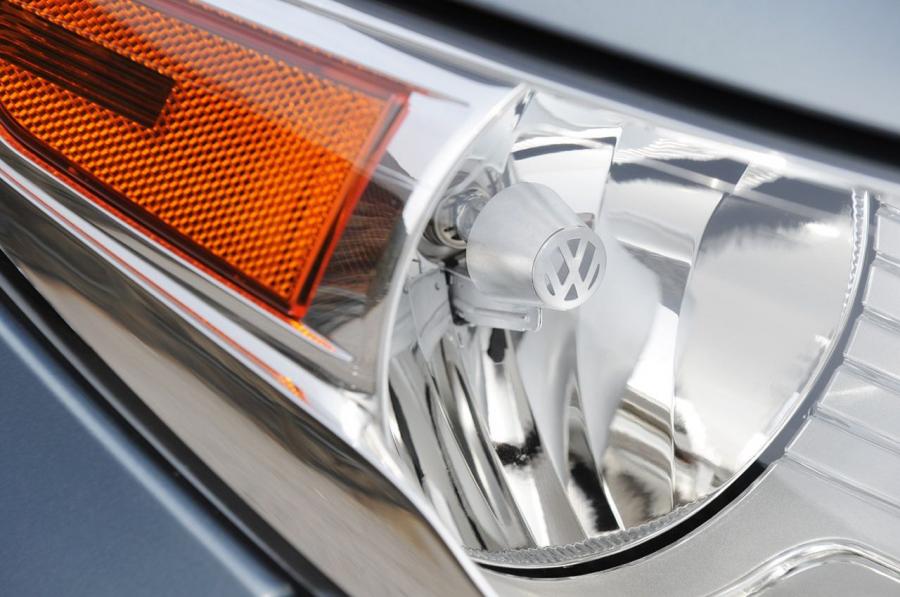  Volkswagen Passat CC Sport 2009 года  (фото 29 из 32)